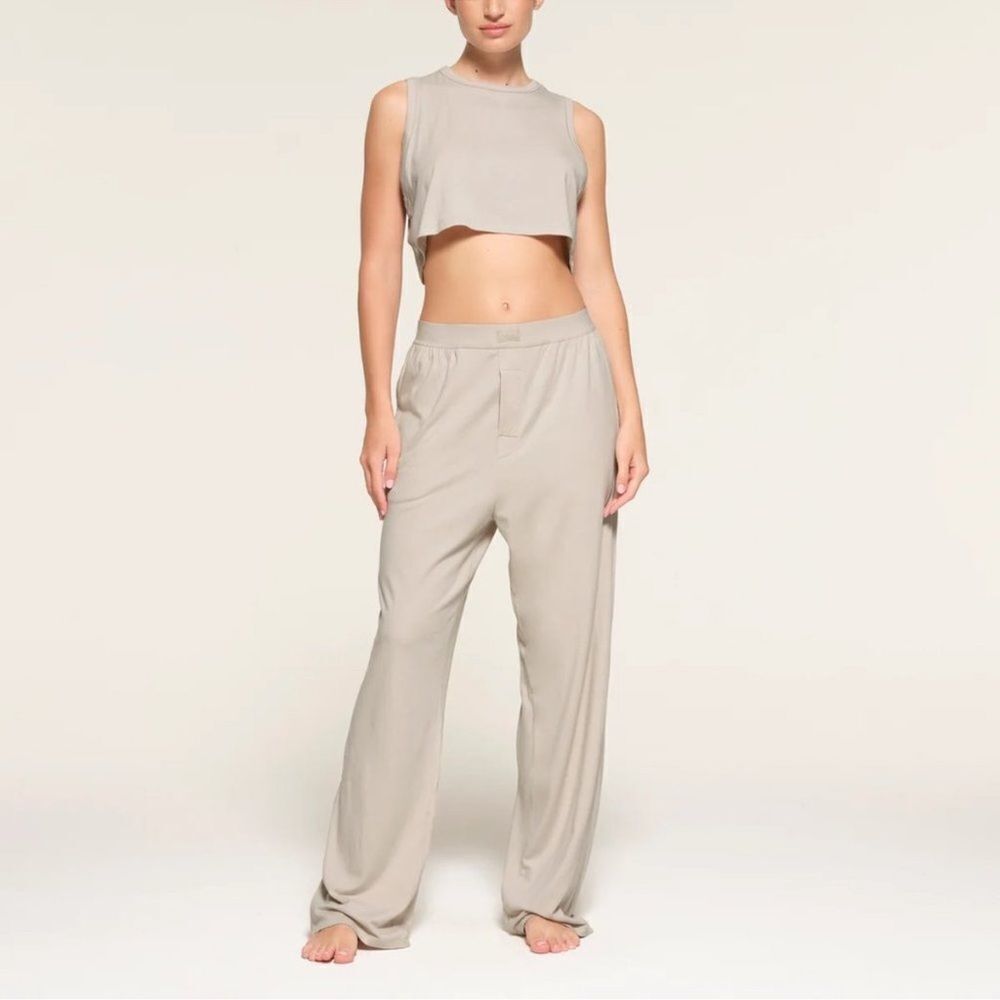 Skims Boyfriend Loose Pant in Stone Size 4X
